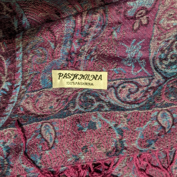 Scarf - Picture 5 of 5